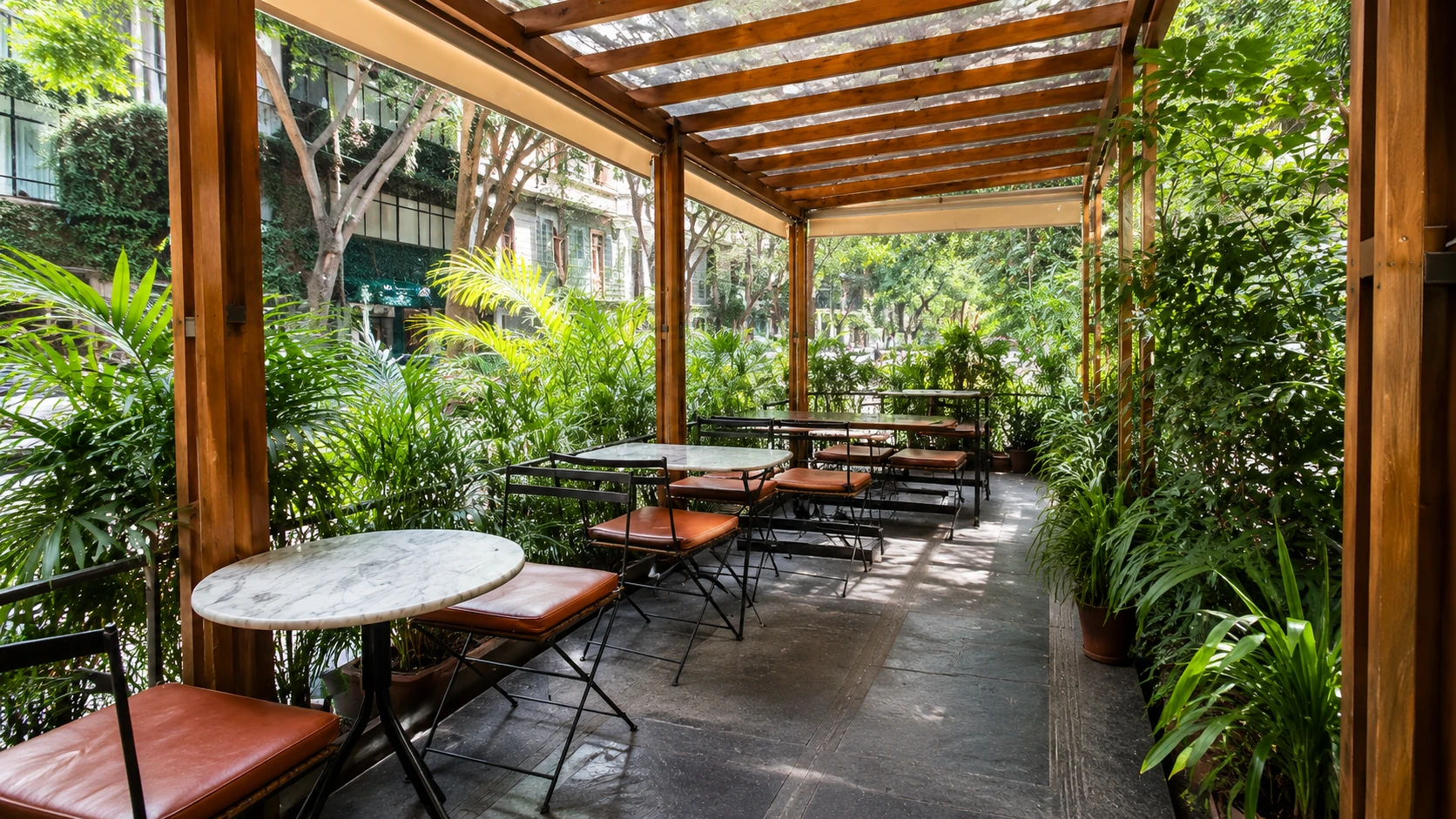 Café Nin Mexico City bakery counter with pastries and cafe dining room