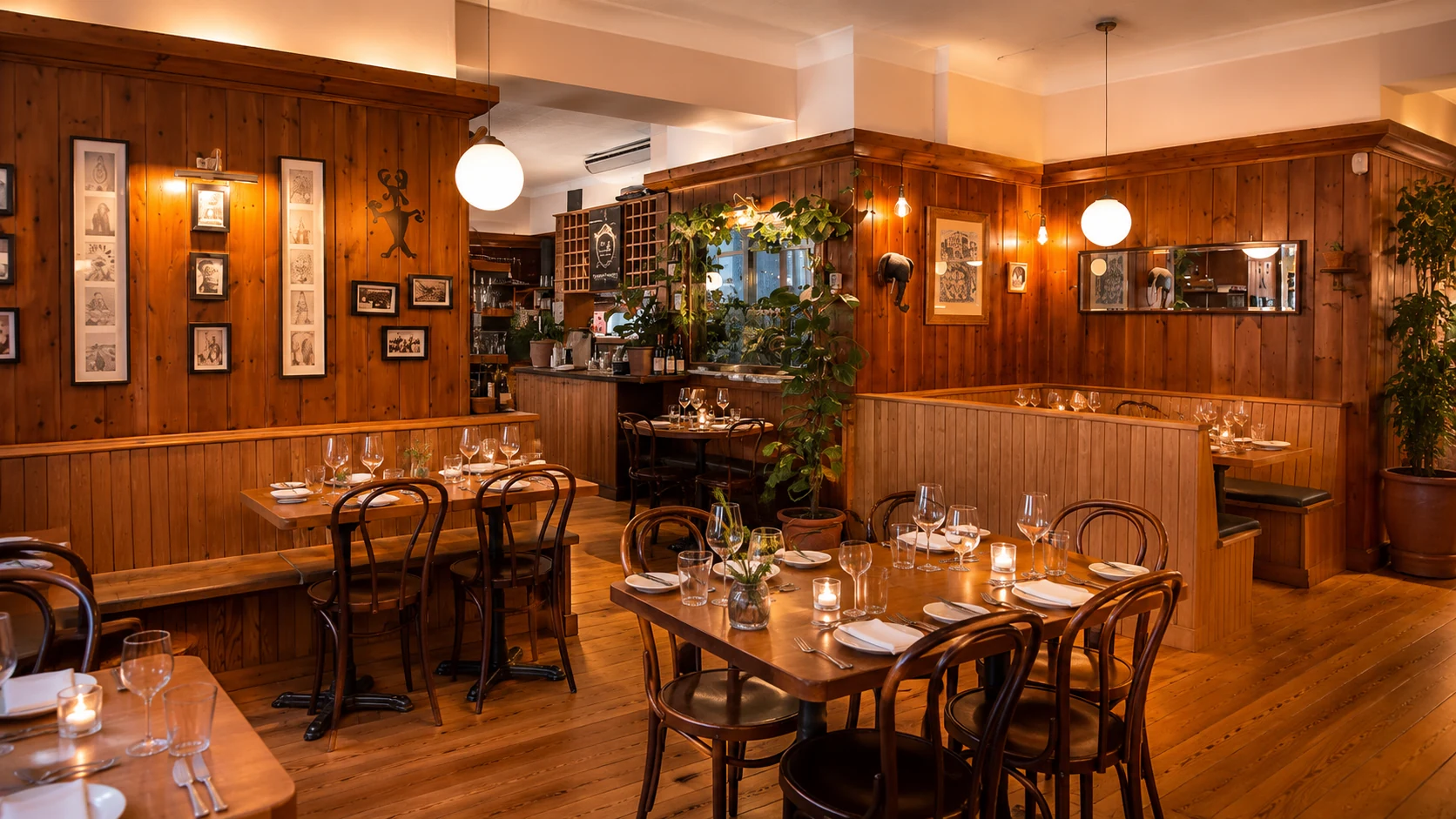 Dinner dish at Elephant & Castle in Dublin, a wings and burgers restaurant