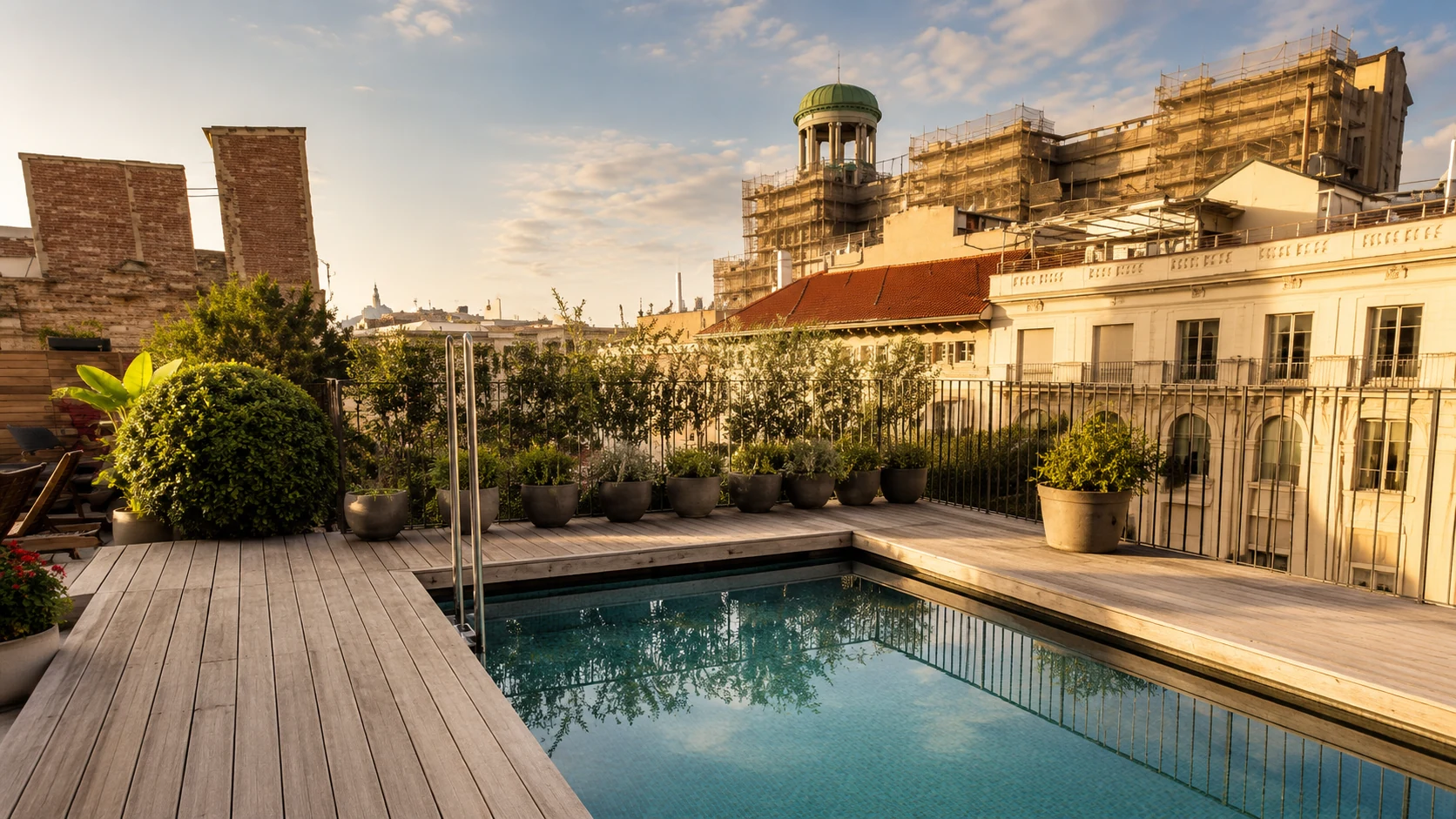 Mercer Hotel Barcelona rooftop pool with city views